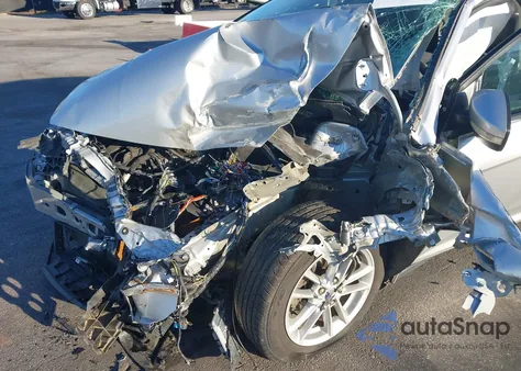 2016 Ford Focus Se z USA, uszkodzony, nr VIN 1FADP3K29GL257976